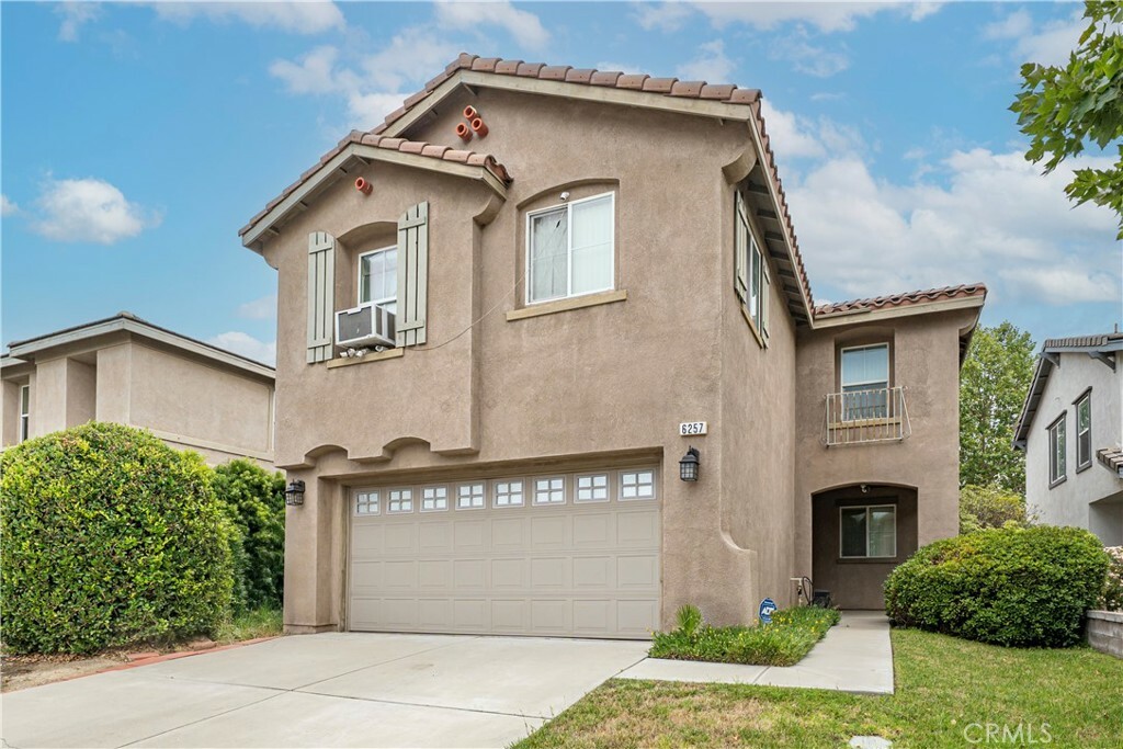 Property Photo:  6257 Long Cove Drive  CA 92336 