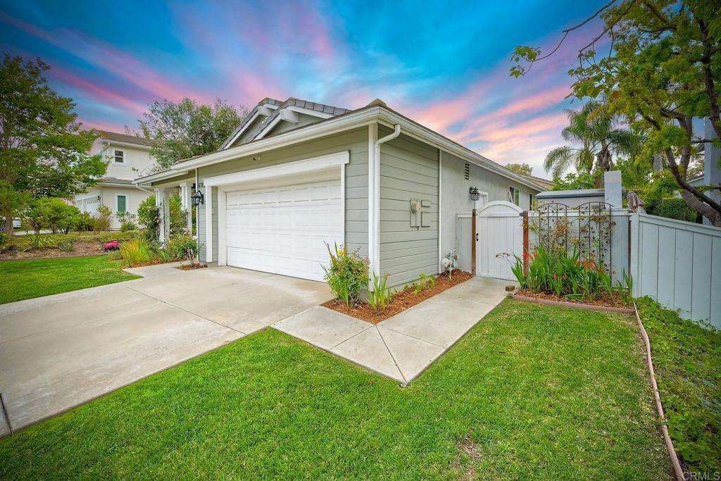 Property Photo: 6707 Ketch Way CA 92011