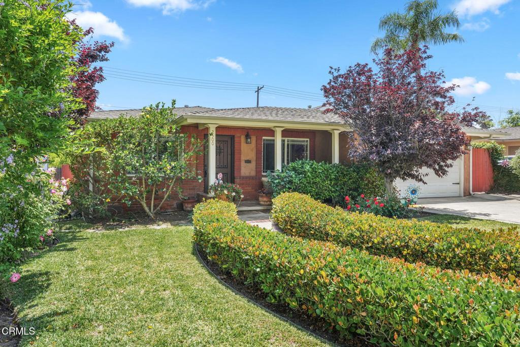 Property Photo: 2500 Paloma Street CA 91104