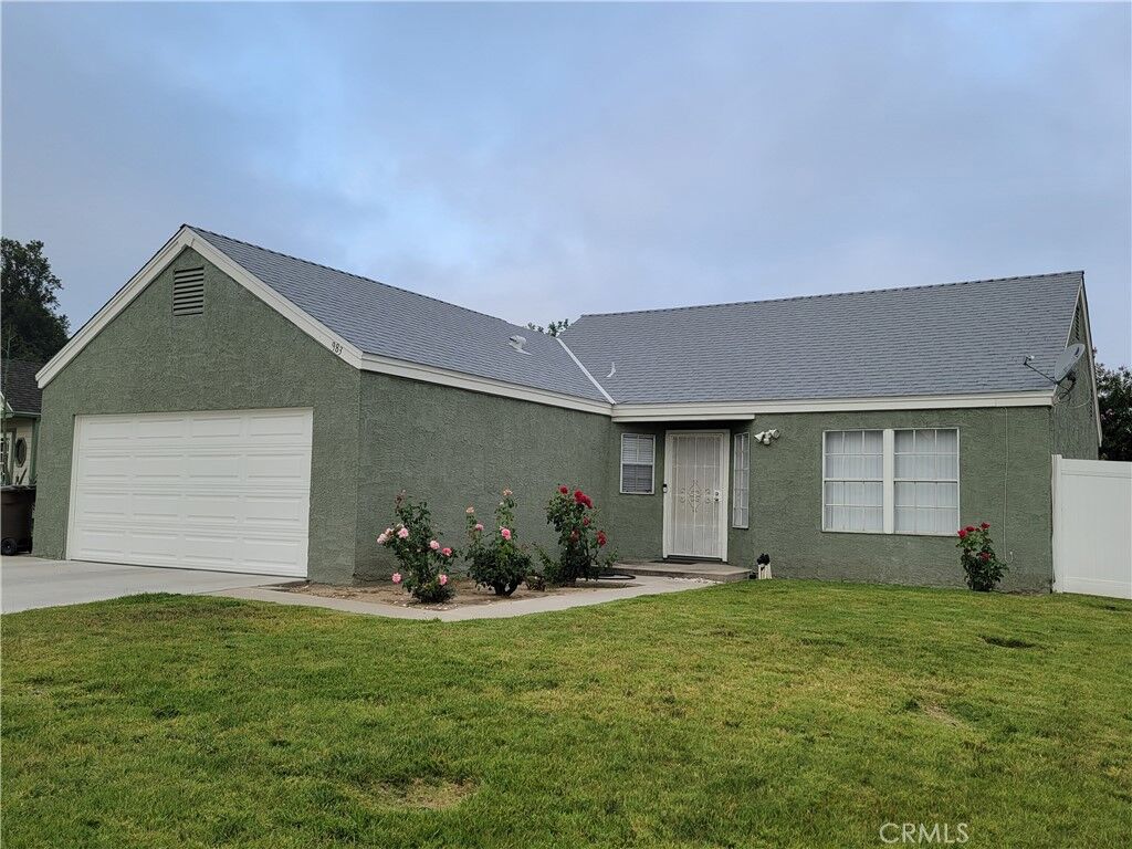 Property Photo: 983 Orchard Lane CA 92324