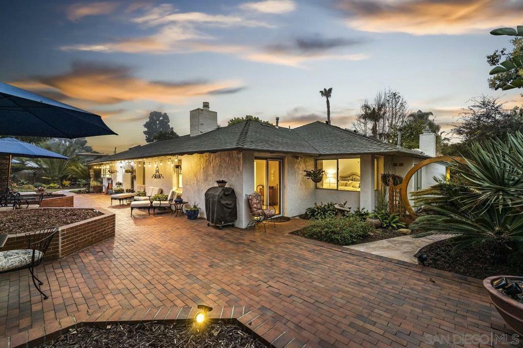 Property Photo: 1059 Hymettus Ave CA 92024