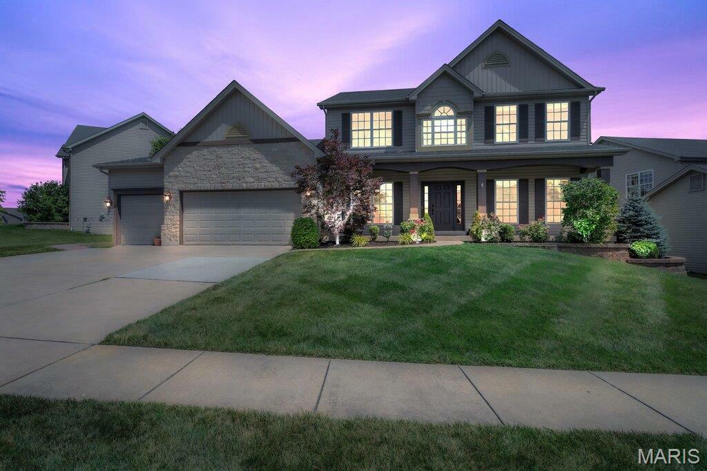Property Photo: 714 Oriental Lily Drive MO 63366