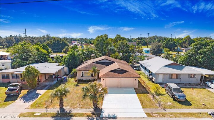 Property Photo:  3148 Apache Street  FL 33916 