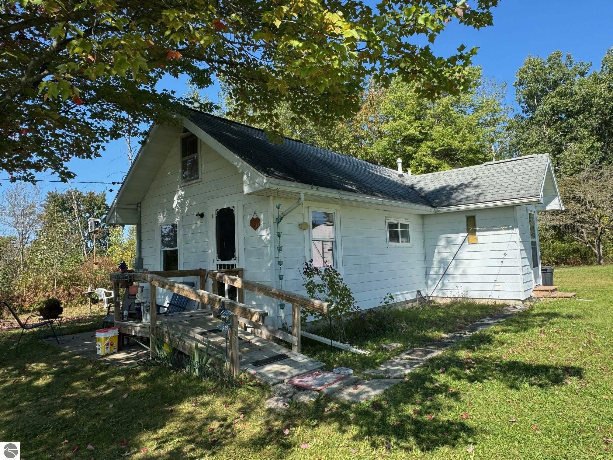 Property Photo: 5389 E M-55 MI 48756
