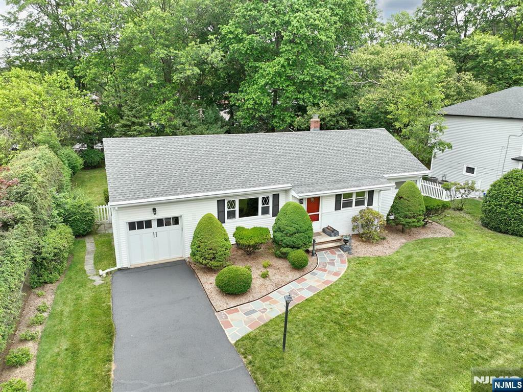 323 12th Street  Cresskill NJ 07626 photo