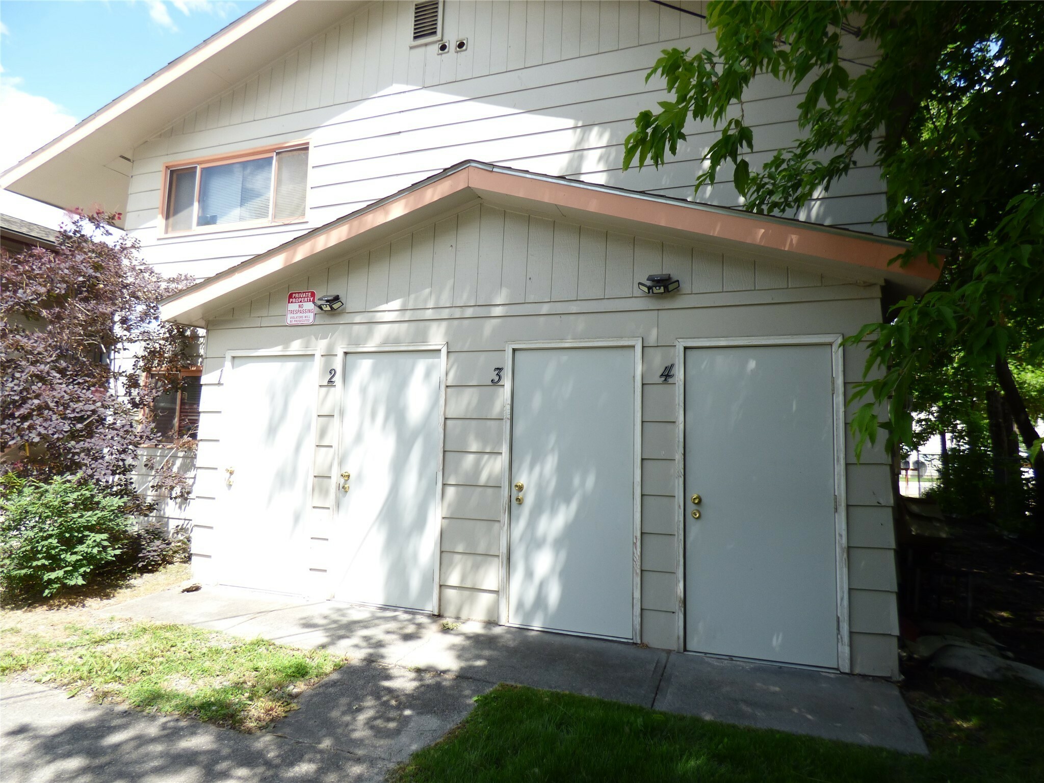 Property Photo:  1409 S 2nd Street W  MT 59801 