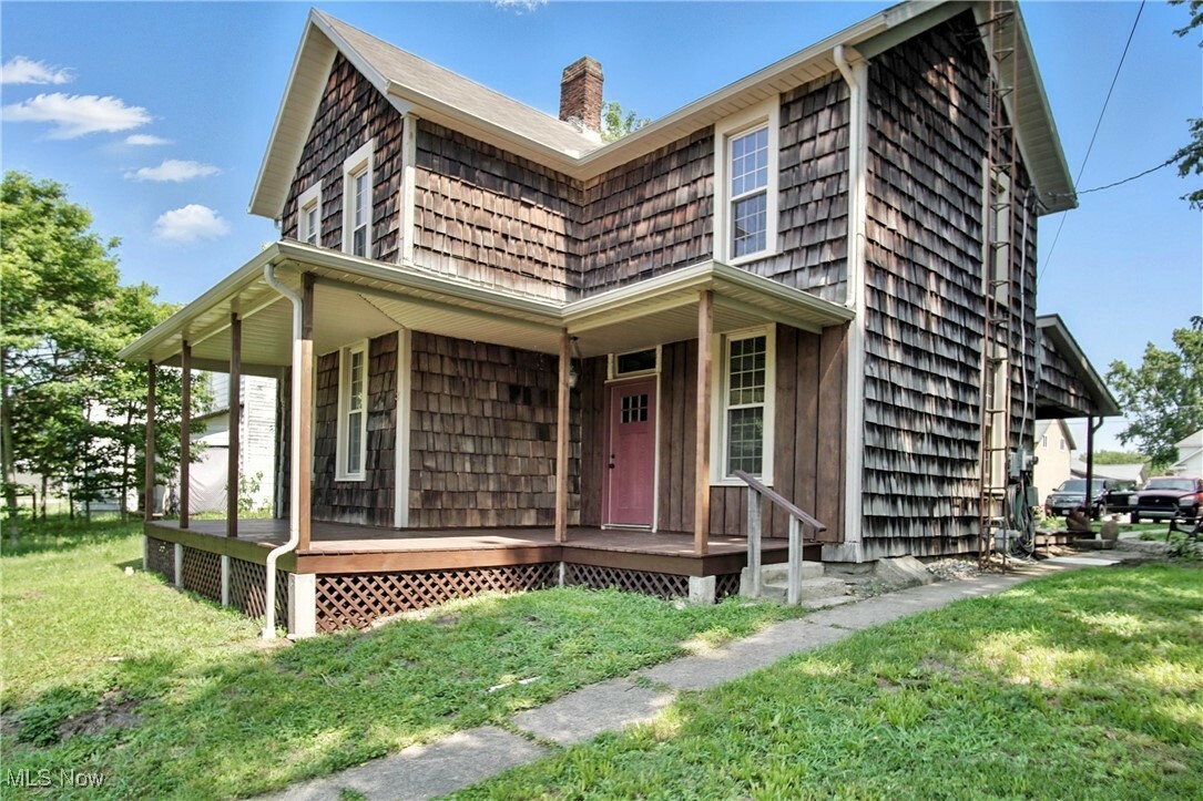 Property Photo: 237 Water Street OH 43734