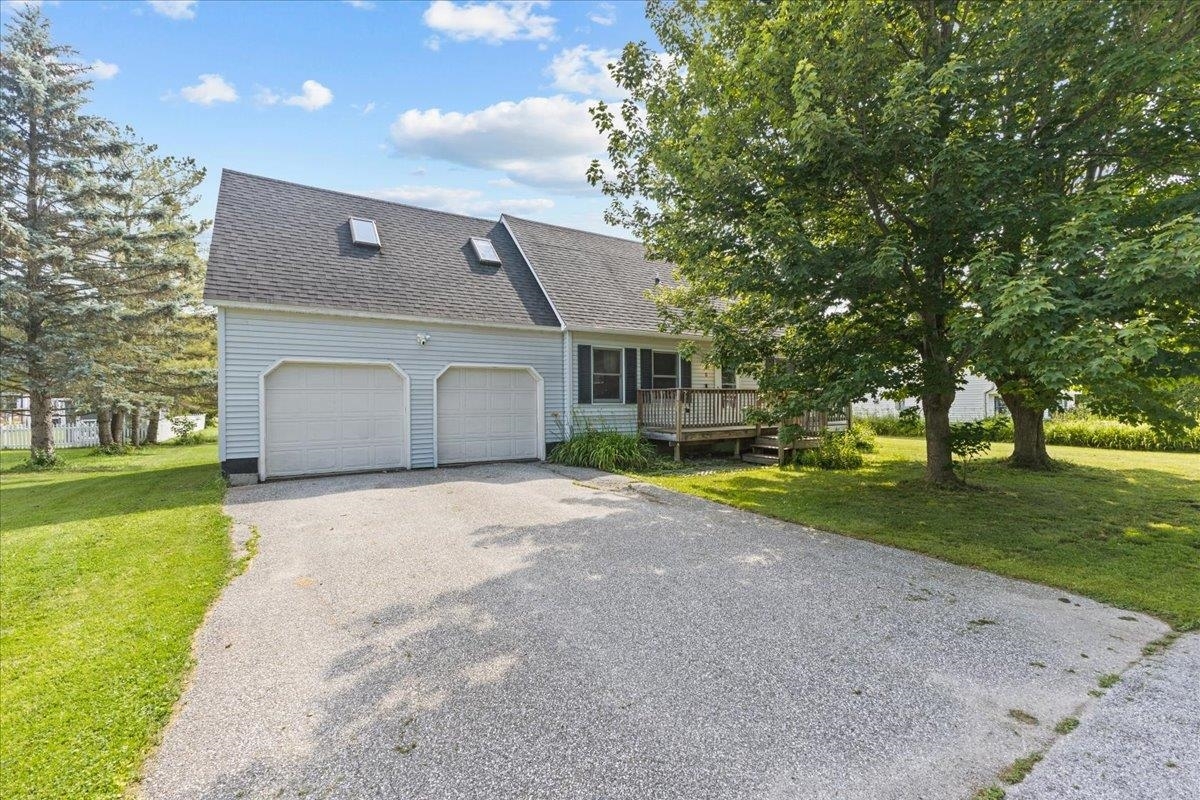 Property Photo: 6 Guyette Circle VT 05478