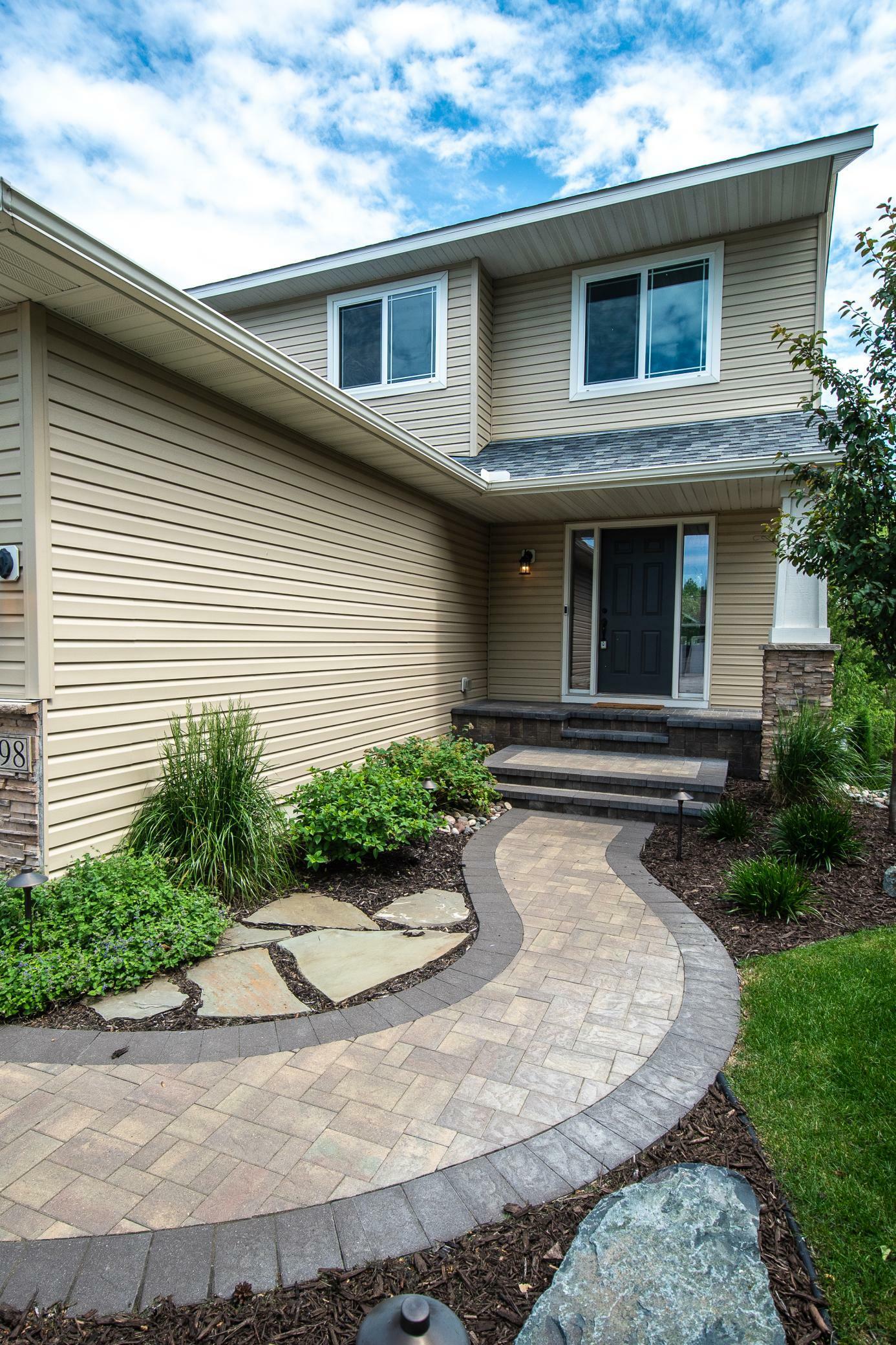 Property Photo:  798 Forest Hills Lane  MN 55388 