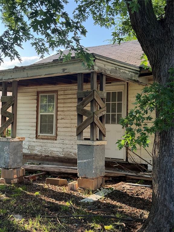 Property Photo: 633 SE 39th Street OK 73129