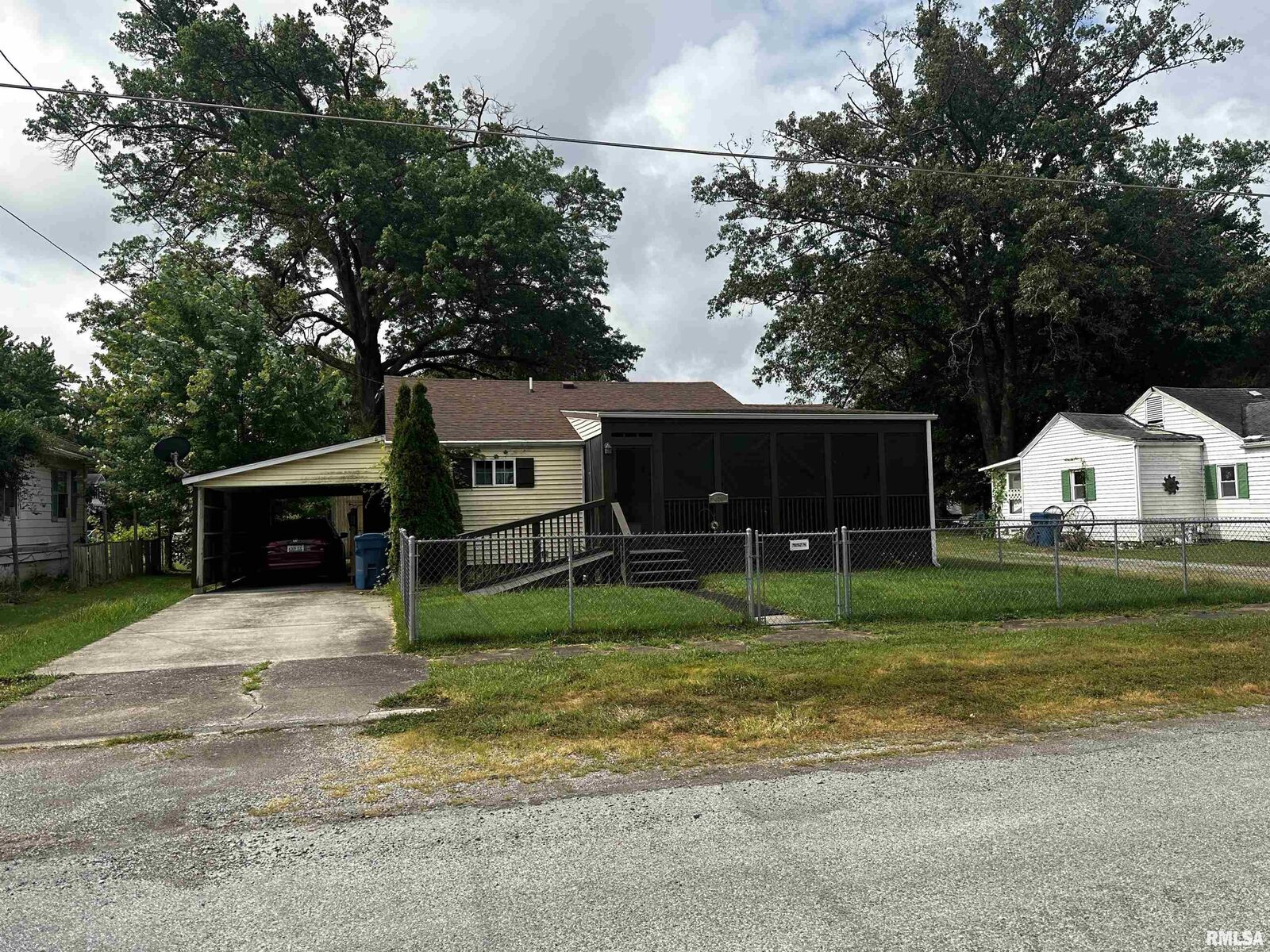 Property Photo: 420 McFall Street IL 62812
