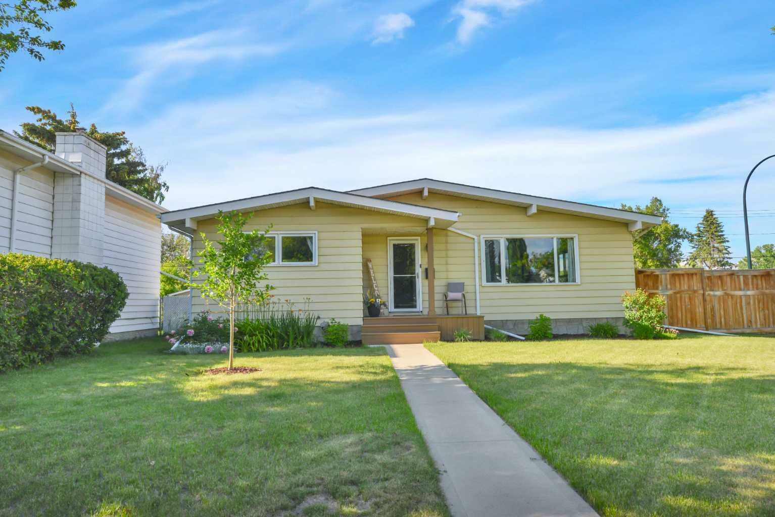 2 Wishart Street  Red Deer AB T4N 5W3 photo