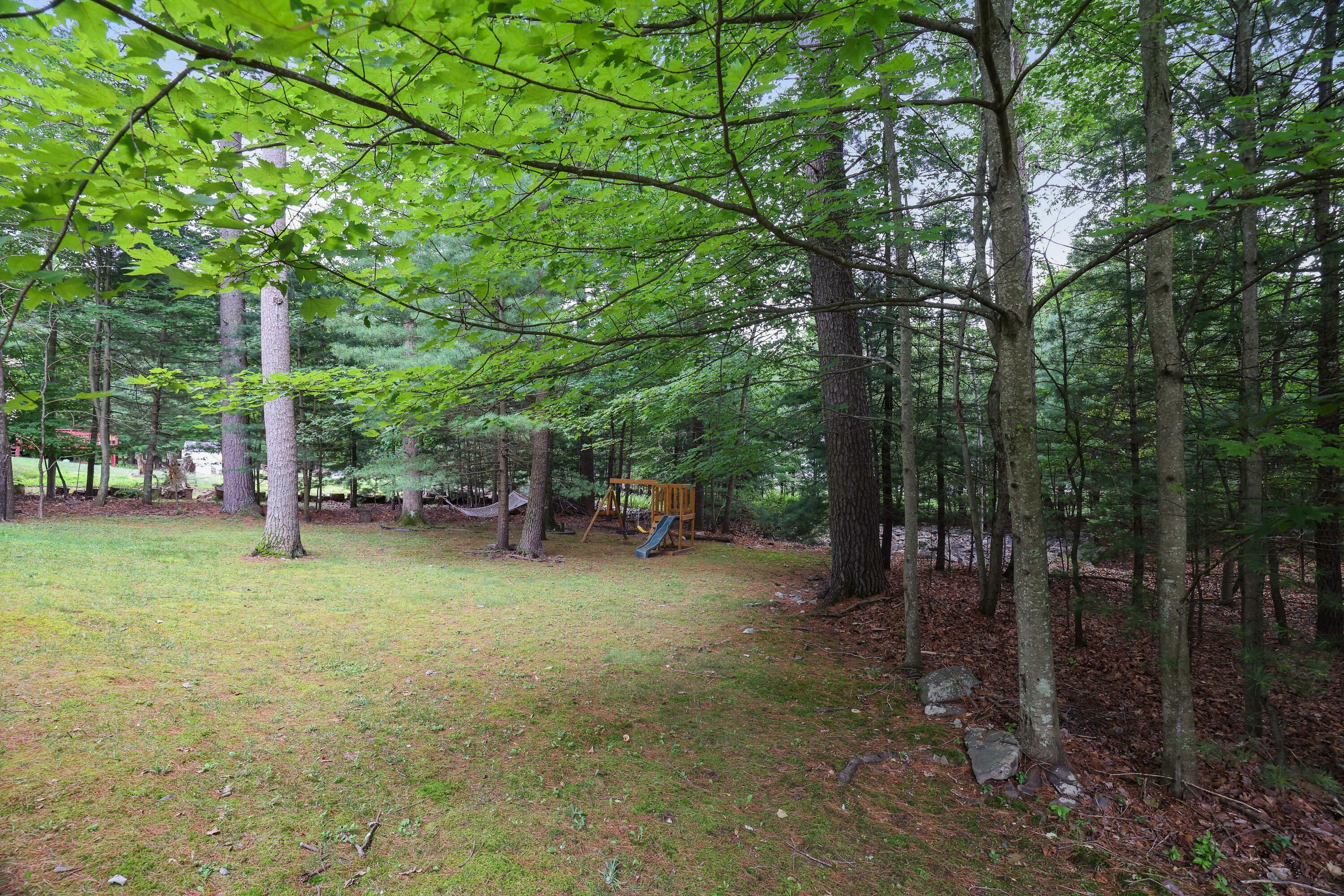Property Photo:  5286 Hilltop Circle  PA 18301 