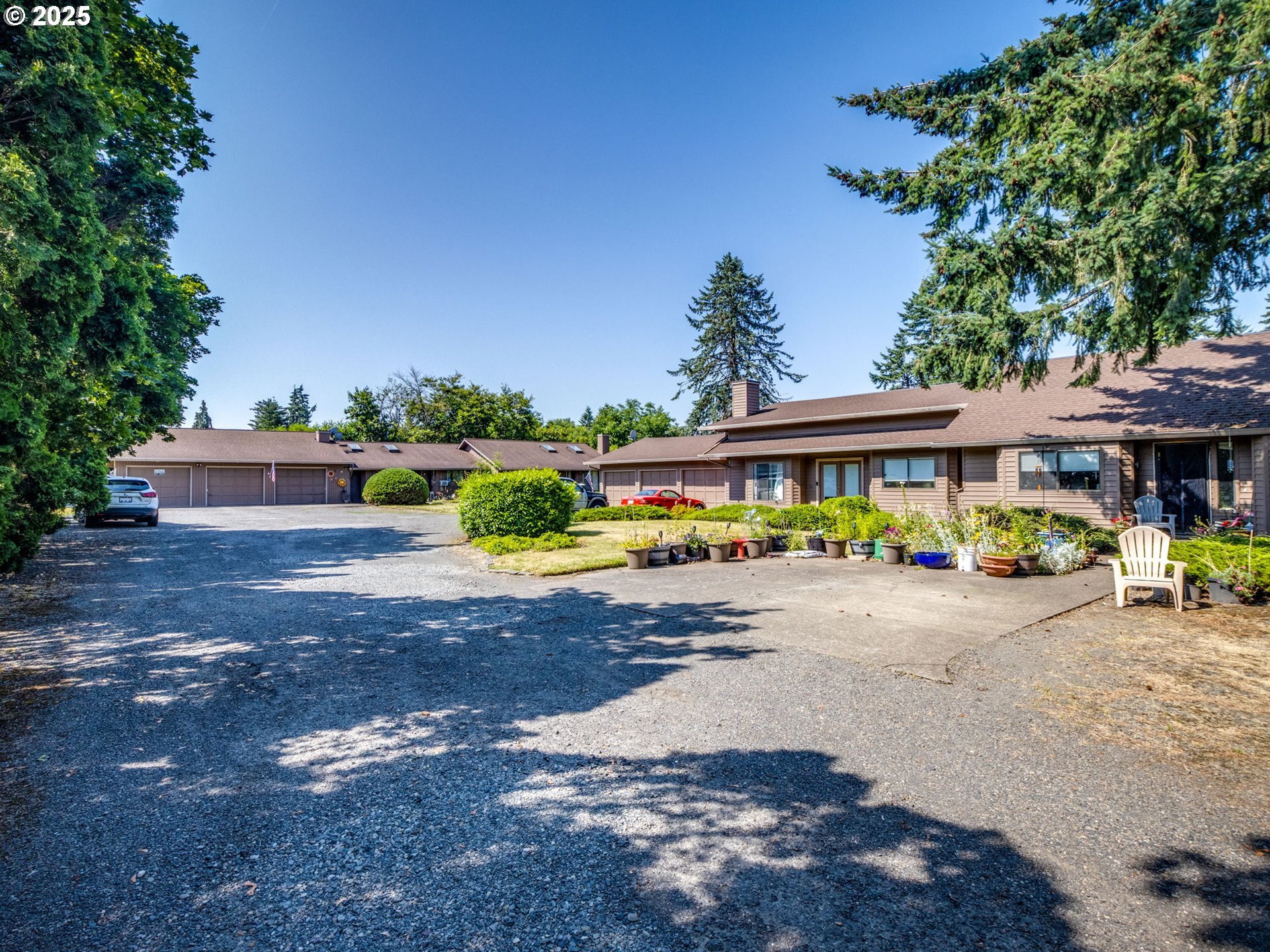 Property Photo:  13736 SE Bush St  OR 97035 