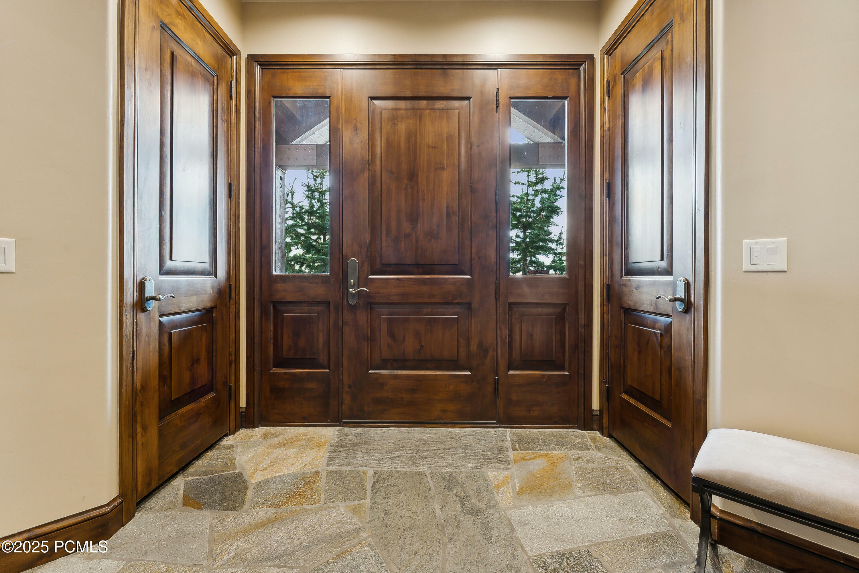 Property Photo: 3608 Sun Ridge Drive UT 84060