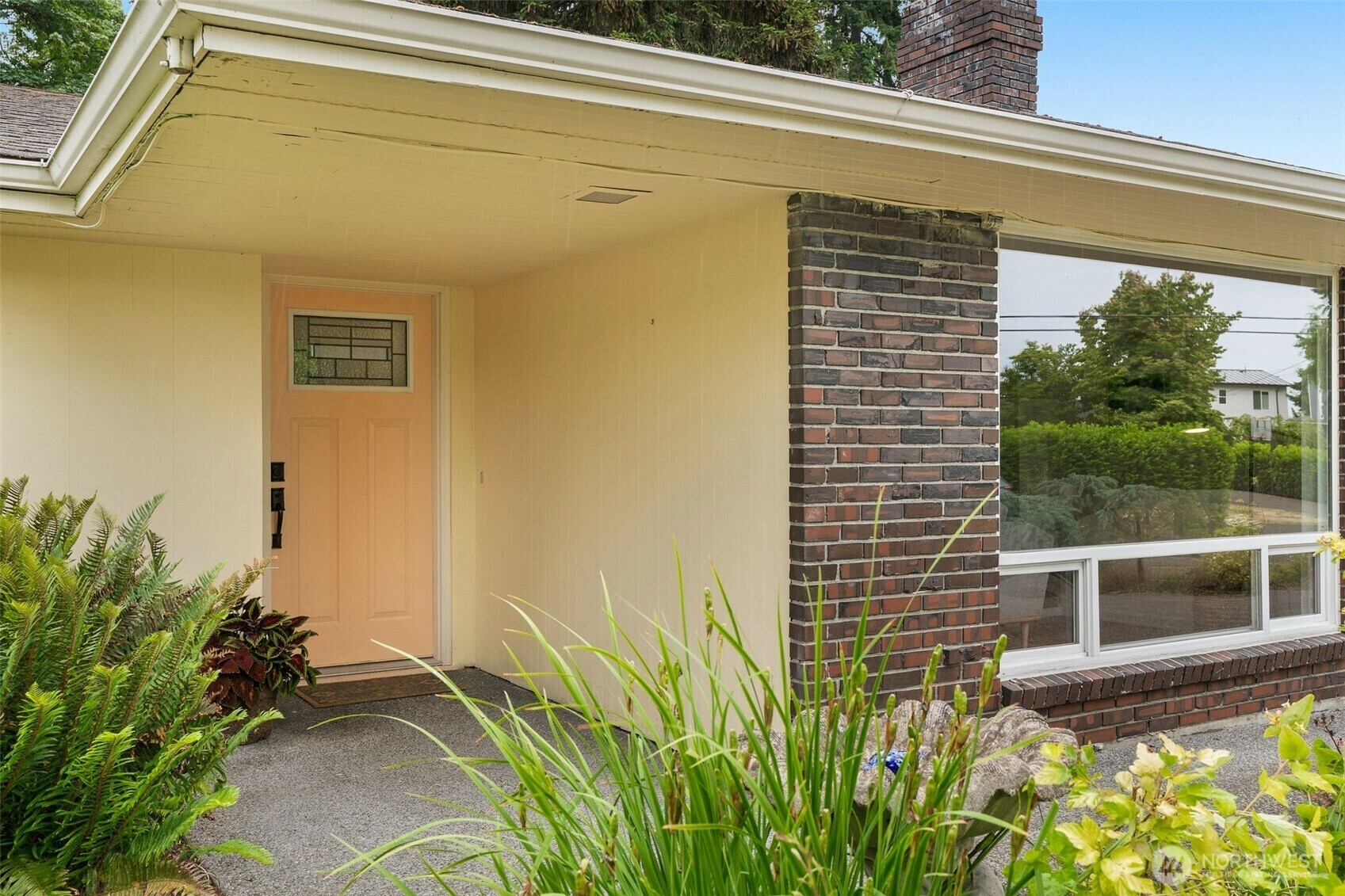 Property Photo:  16521 SE 45th Street  WA 98006 
