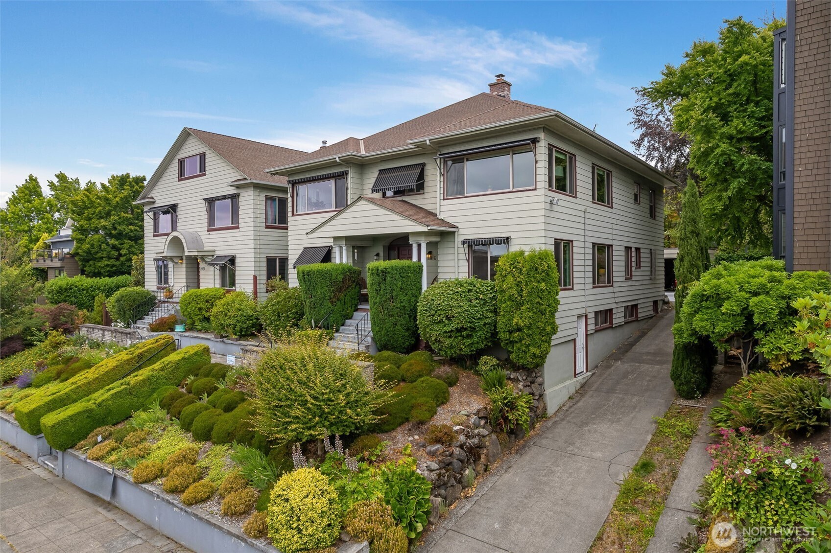 2016  Broadway  E B  Seattle WA 98102 photo