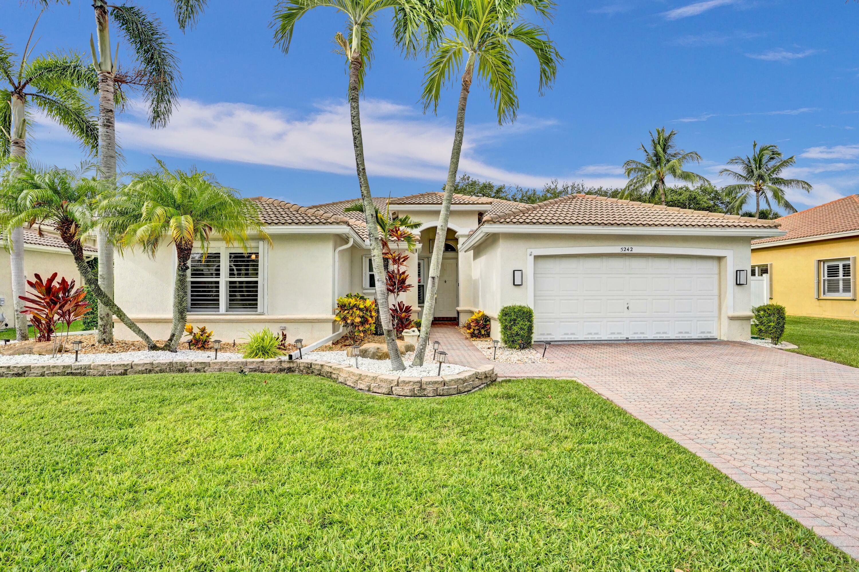 Property Photo:  5242 Indianwood Village Lane  FL 33463 