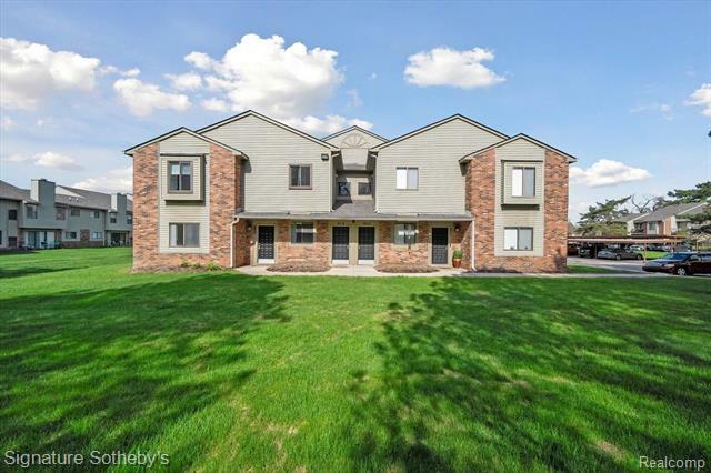 21920 Indian Creek Drive  Farmington Hills MI 48335 photo