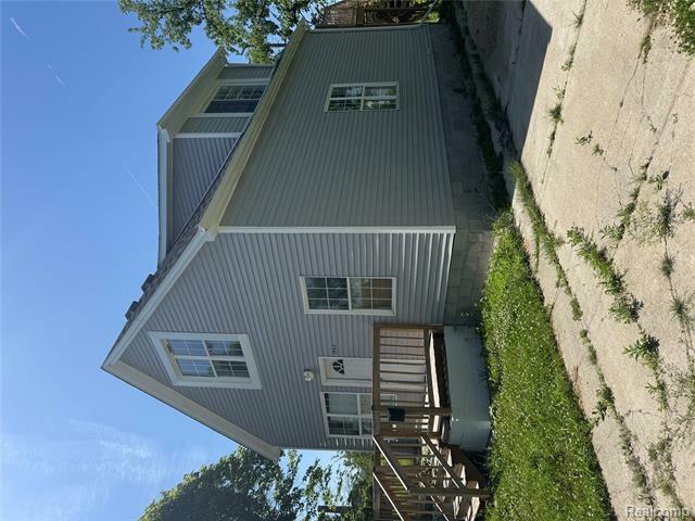 Property Photo:  2063 Meade Street  MI 48212 