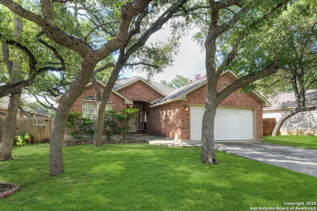 Property Photo: 1116 Berry Creek TX 78154