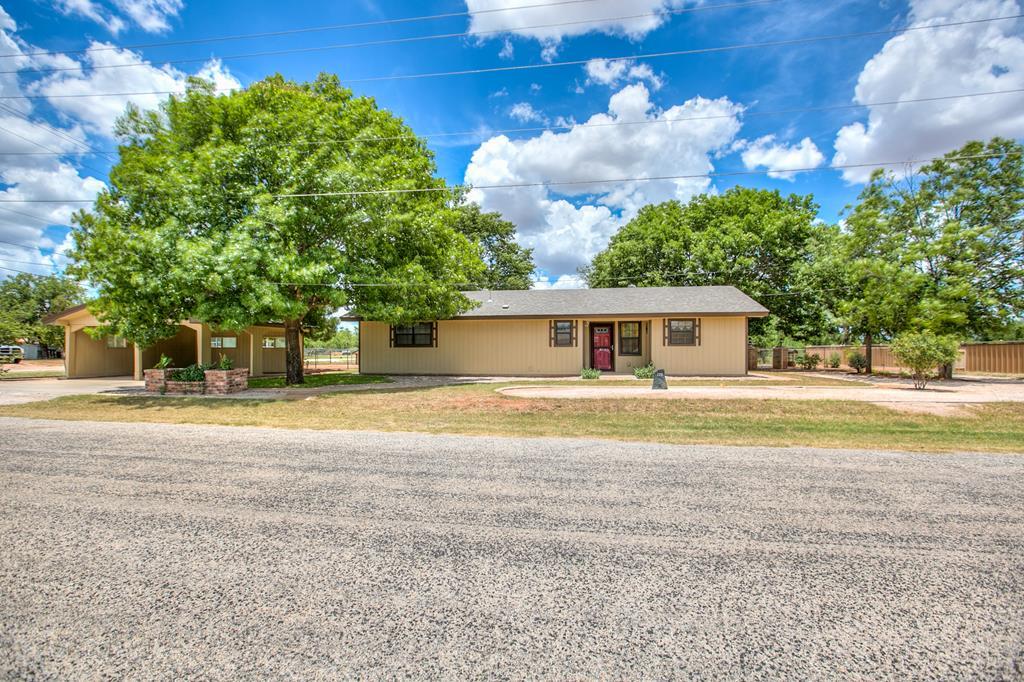 220 McDowell St  Bronte TX 76933 photo