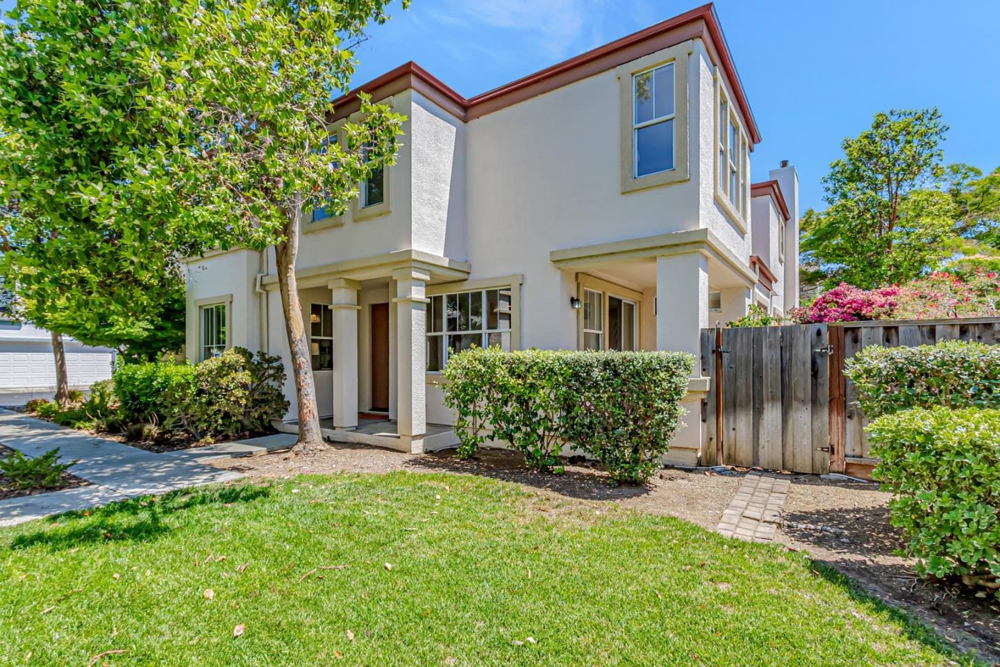 Property Photo: 892 Del Avion Lane CA 95138