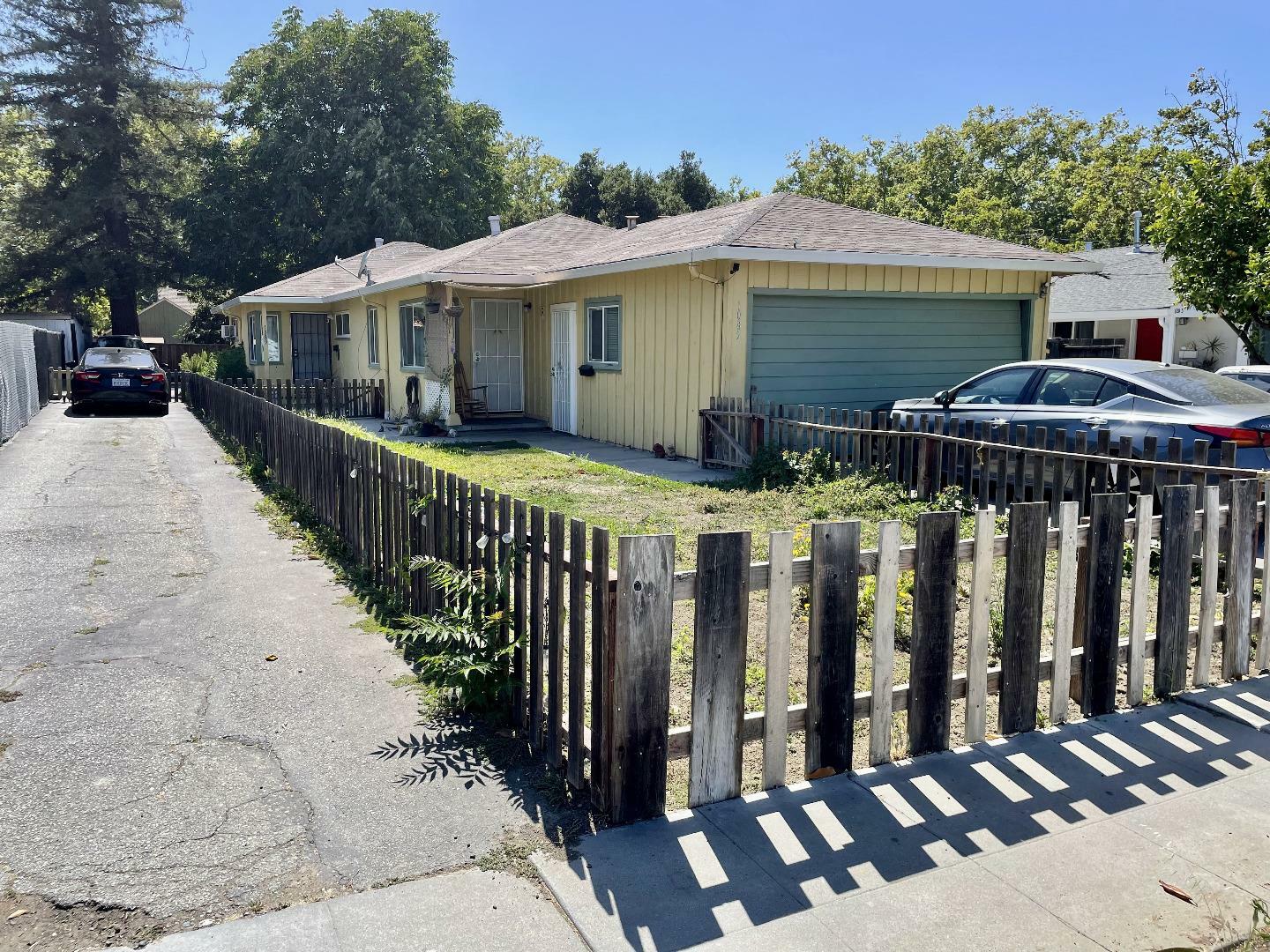 Property Photo:  1085 North 4th Street  CA 95112 
