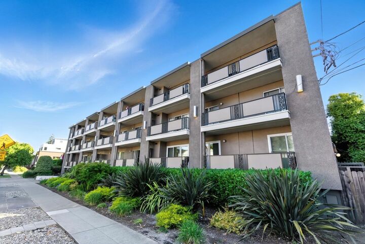Property Photo: 728 Elm Street 205 CA 94070