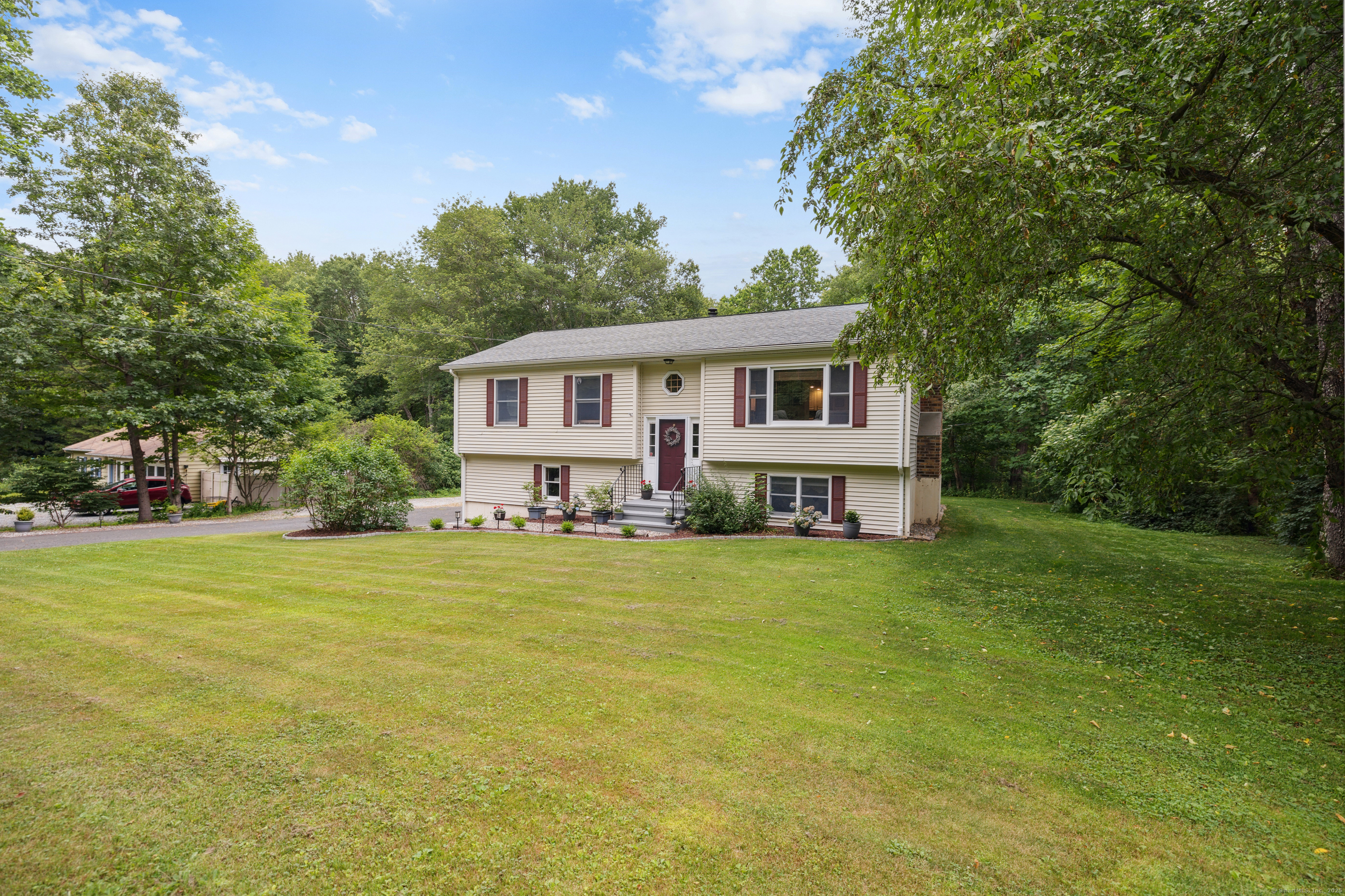 Property Photo:  471 Westchester Road  CT 06415 