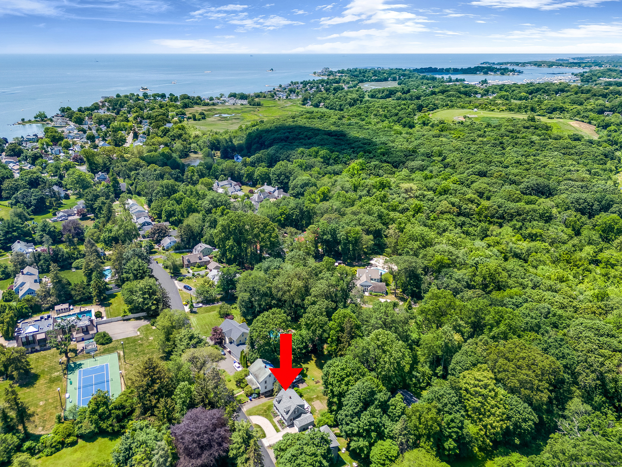 Property Photo:  29 Hotchkiss Grove Road  CT 06405 