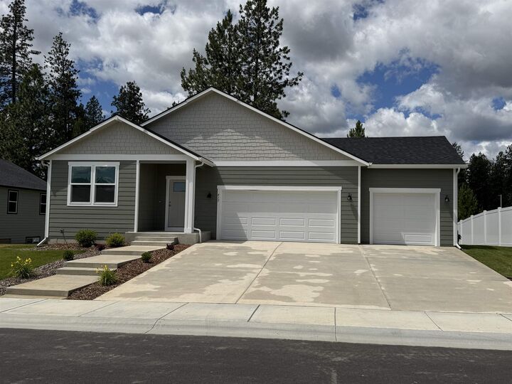 415 N Arcadia Ave  Deer Park WA 99006 photo