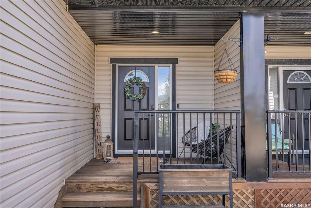 Property Photo: 215 Hampton Green 18 SK S7R 0G7