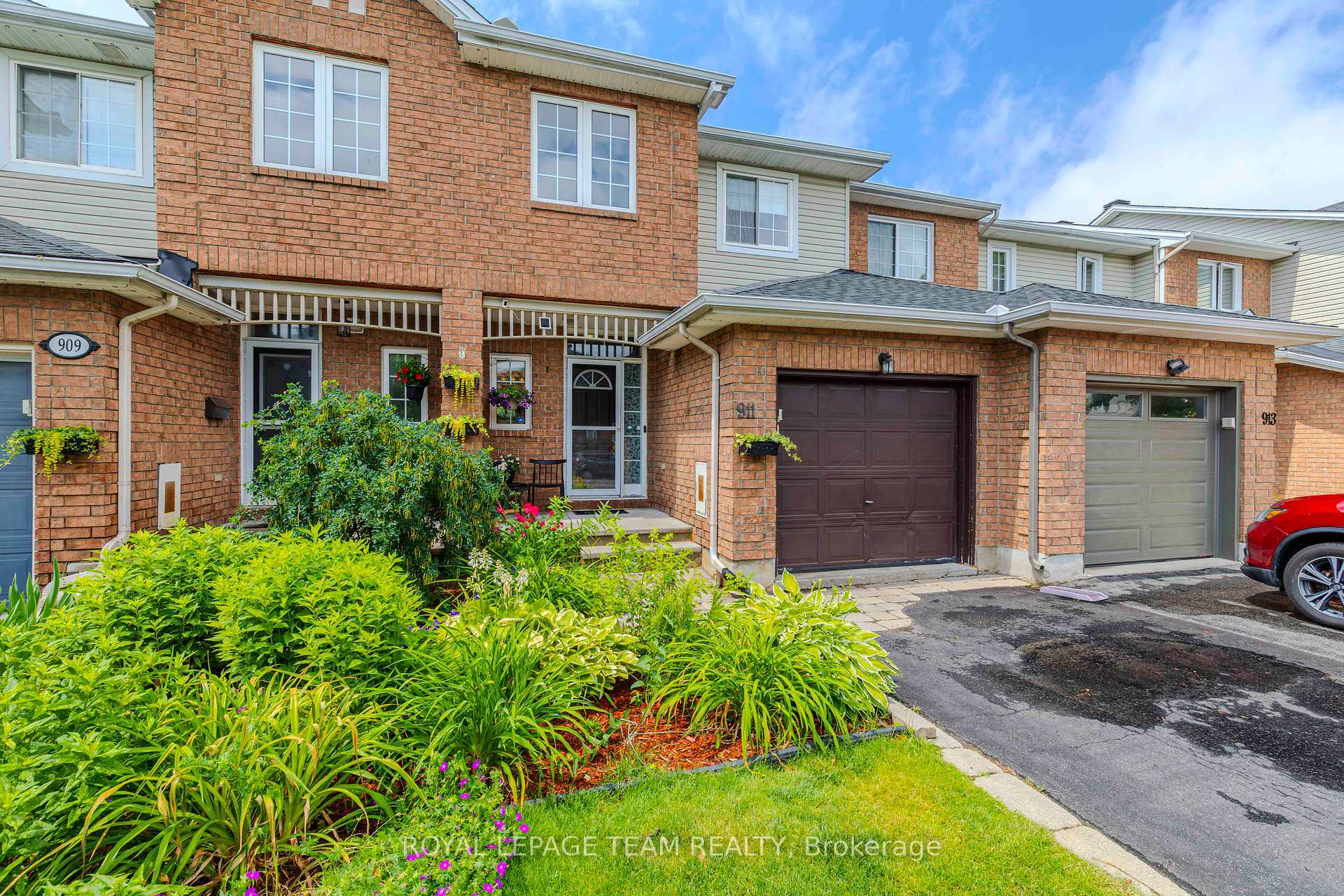 Property Photo:  911 Markwick Crescent  ON K4A 4J1 