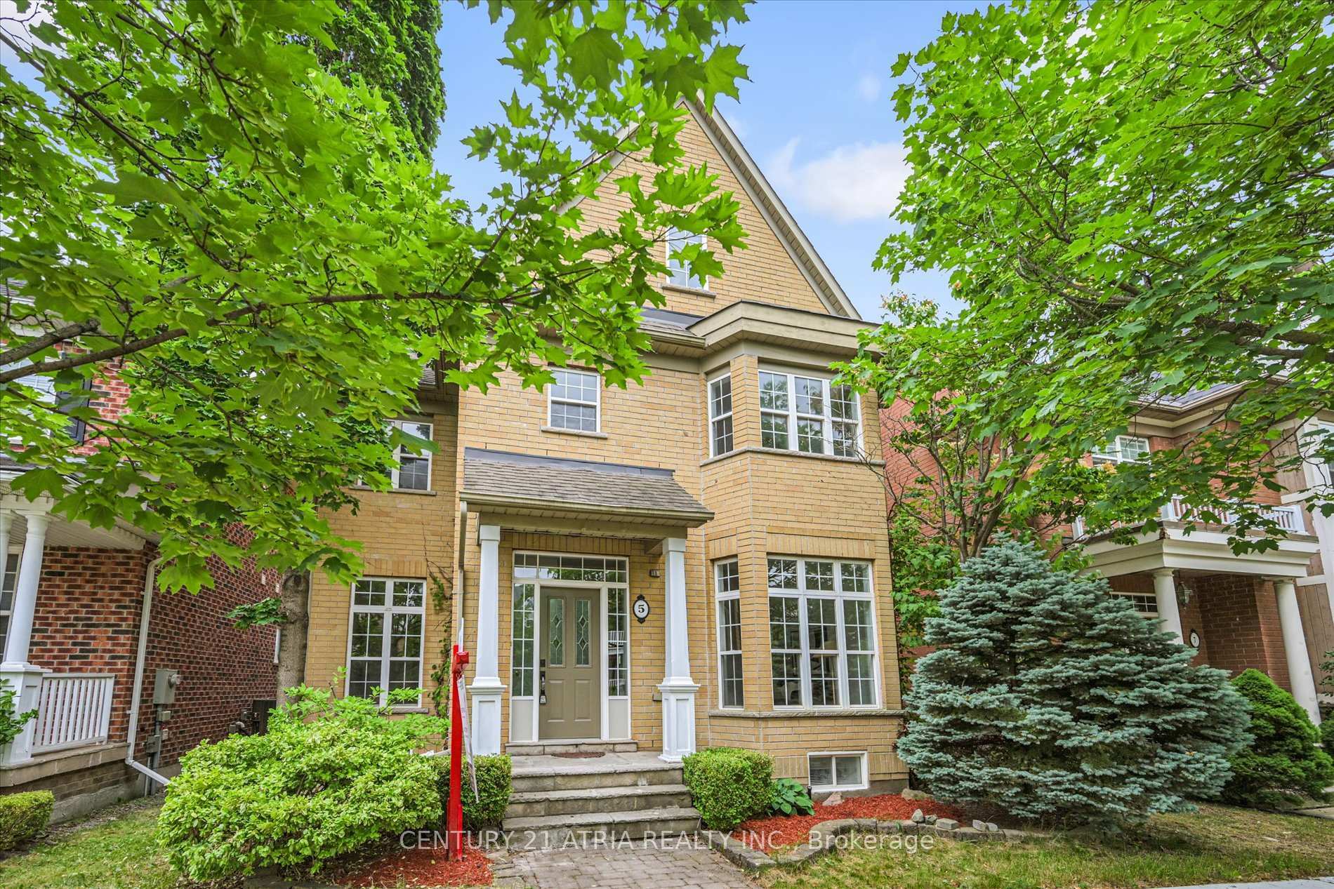 Photo de la propriété:  5 Angus Glen Boulevard  ON L6C 1Z1 