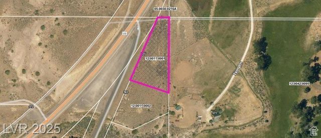 Property Photo: 525 S Old US Hwy 89 1 UT 84735