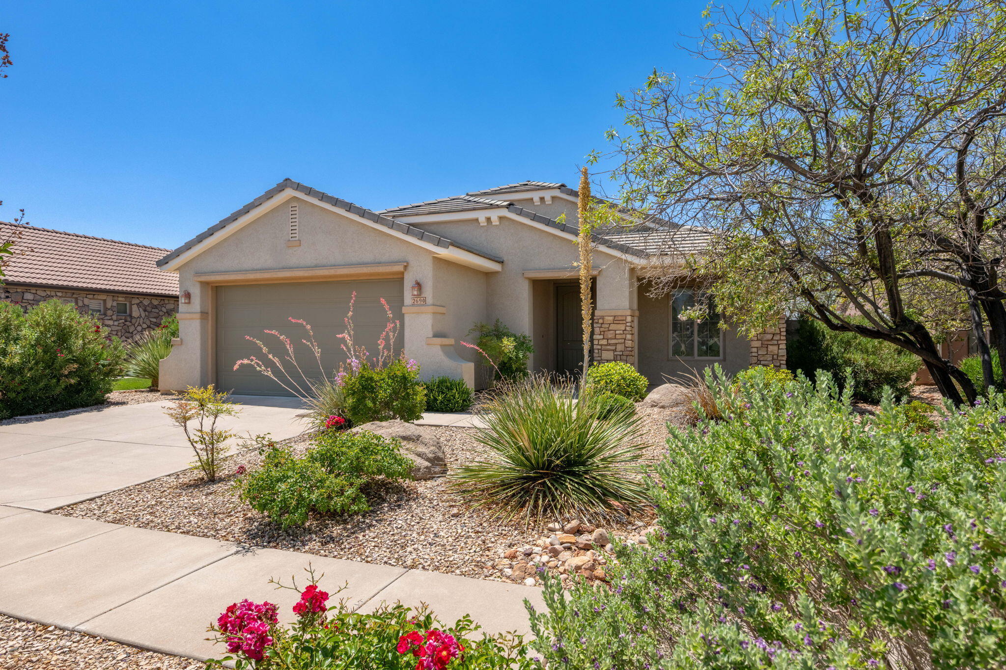 Property Photo:  2690 E Cross Point Dr  UT 84780 