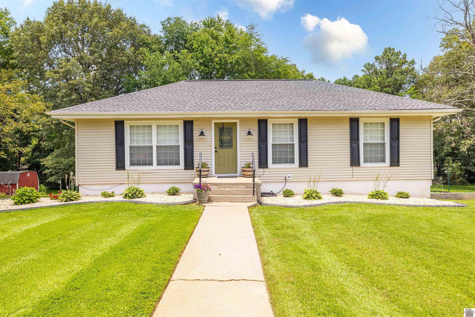 Property Photo:  1333 Fairway Circle  KY 42066 
