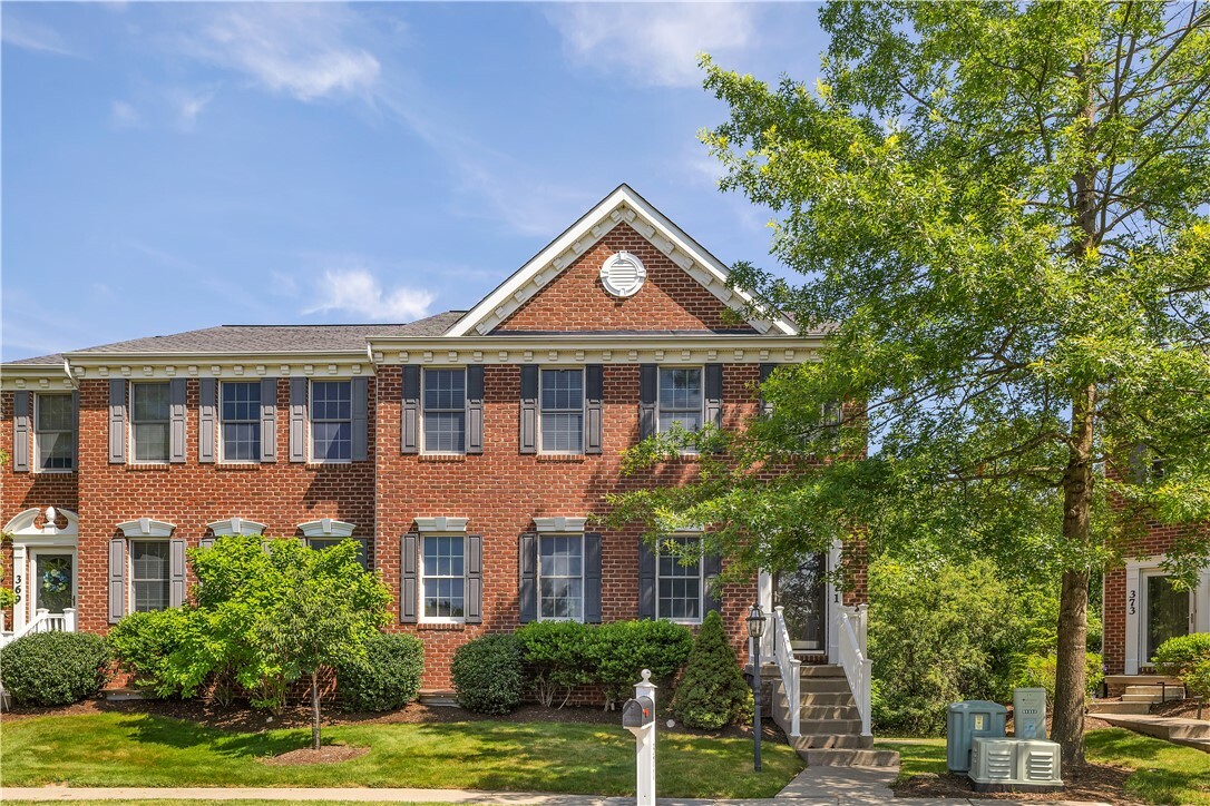 Property Photo: 371 Marshall Heights Dr PA 15090