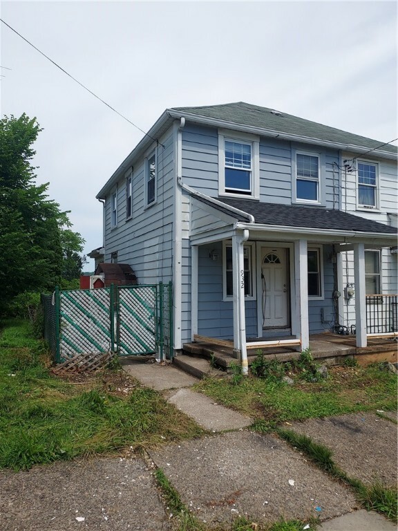 932 Vankirk St  Clairton PA 15025 photo
