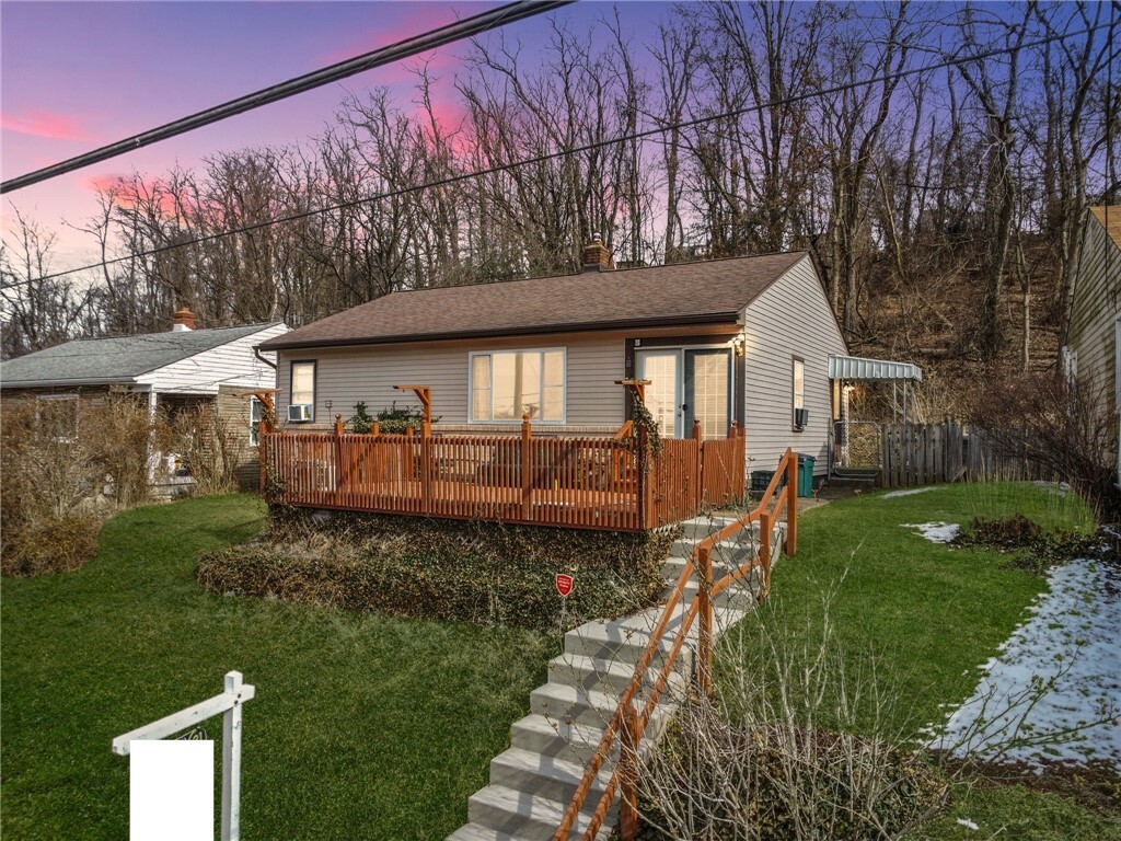 Property Photo: 339 Foster Rd PA 15137