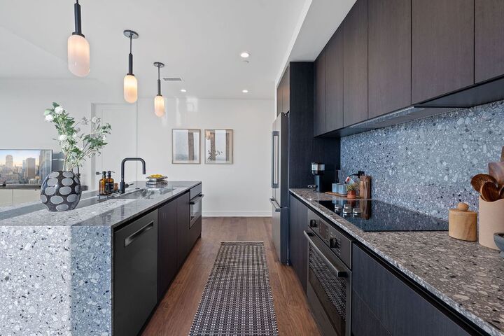 84 East Avenue 1506  Austin TX 78701 photo