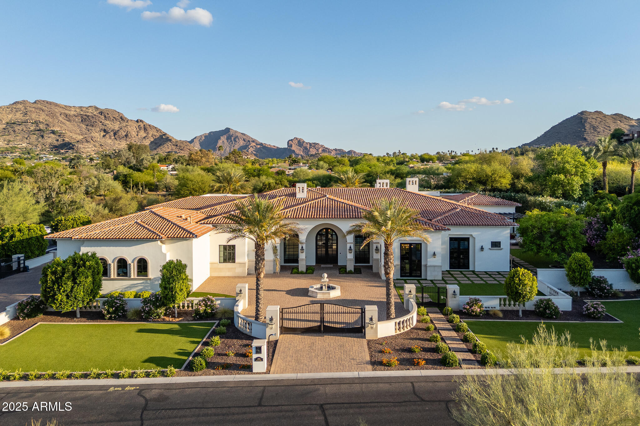 Property Photo: 4901 E Butler Drive AZ 85253