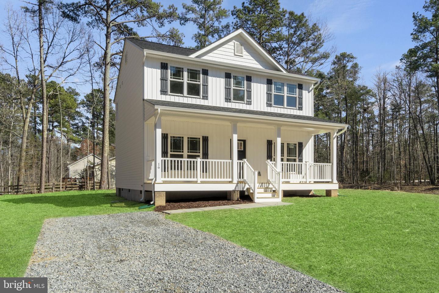 Property Photo:  471 Lake Caroline Drive  VA 22546 