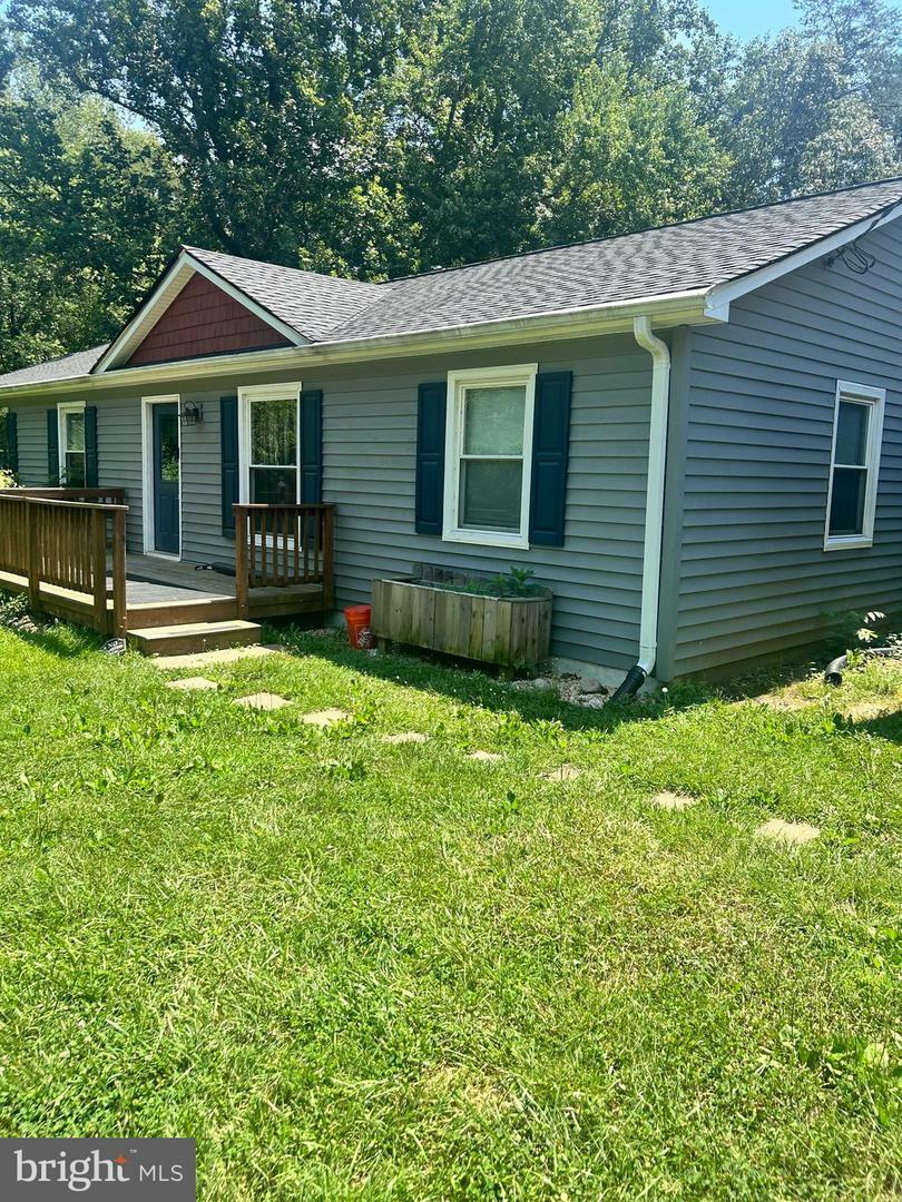 Property Photo:  8 Ash Lane  VA 22556 