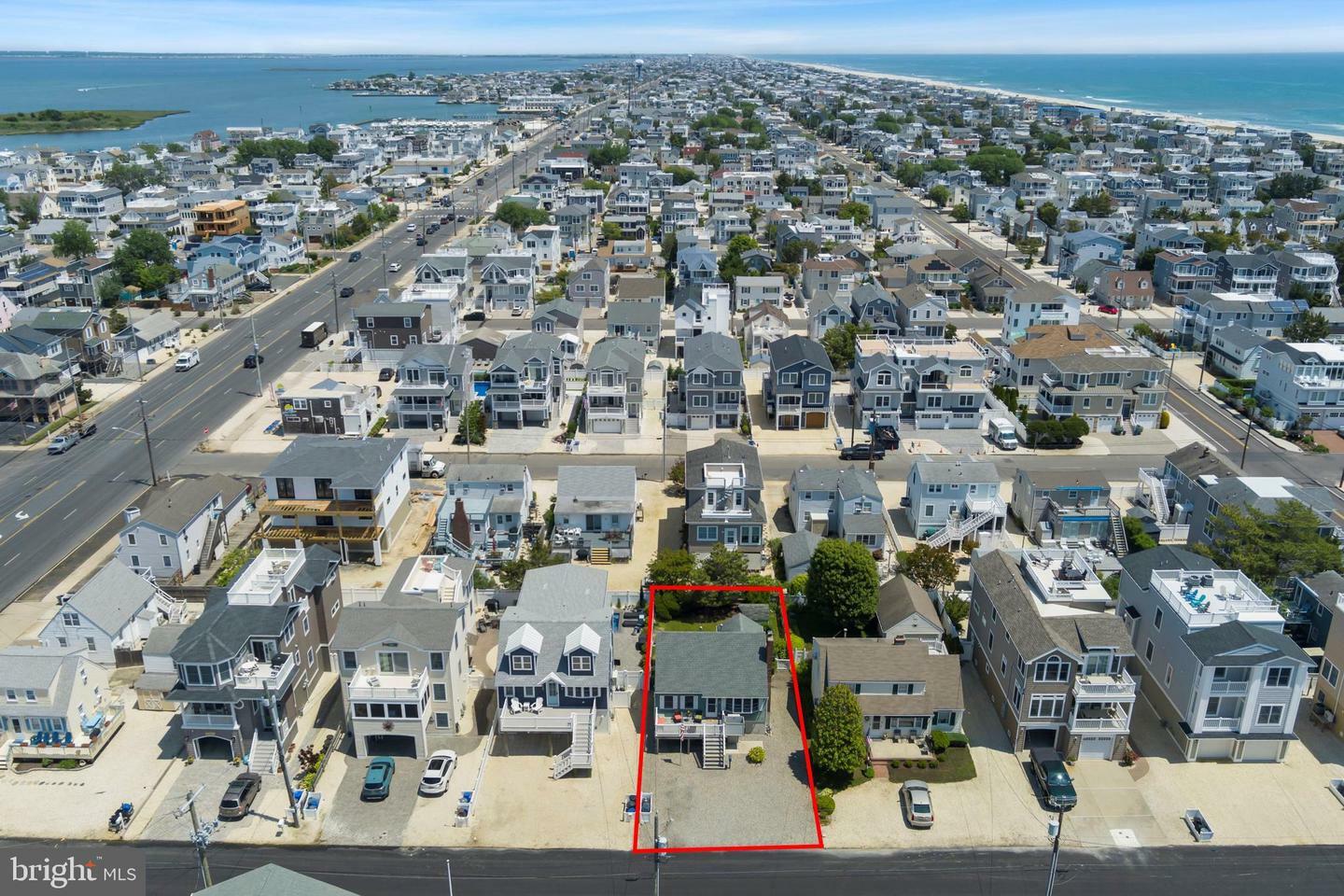 Property Photo:  9 E 14th  NJ 08008 