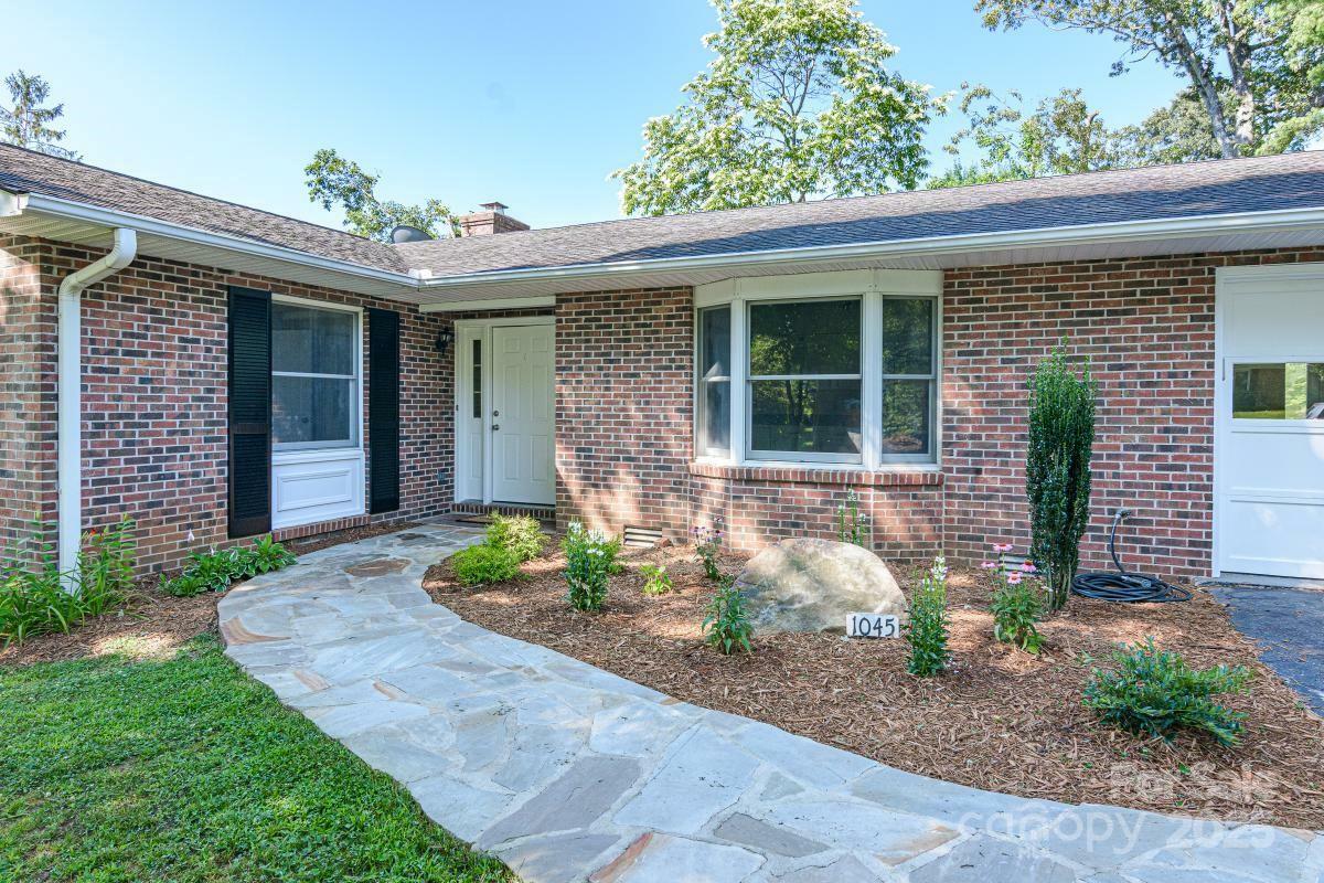Property Photo:  1045 Carousel Lane  NC 28792 