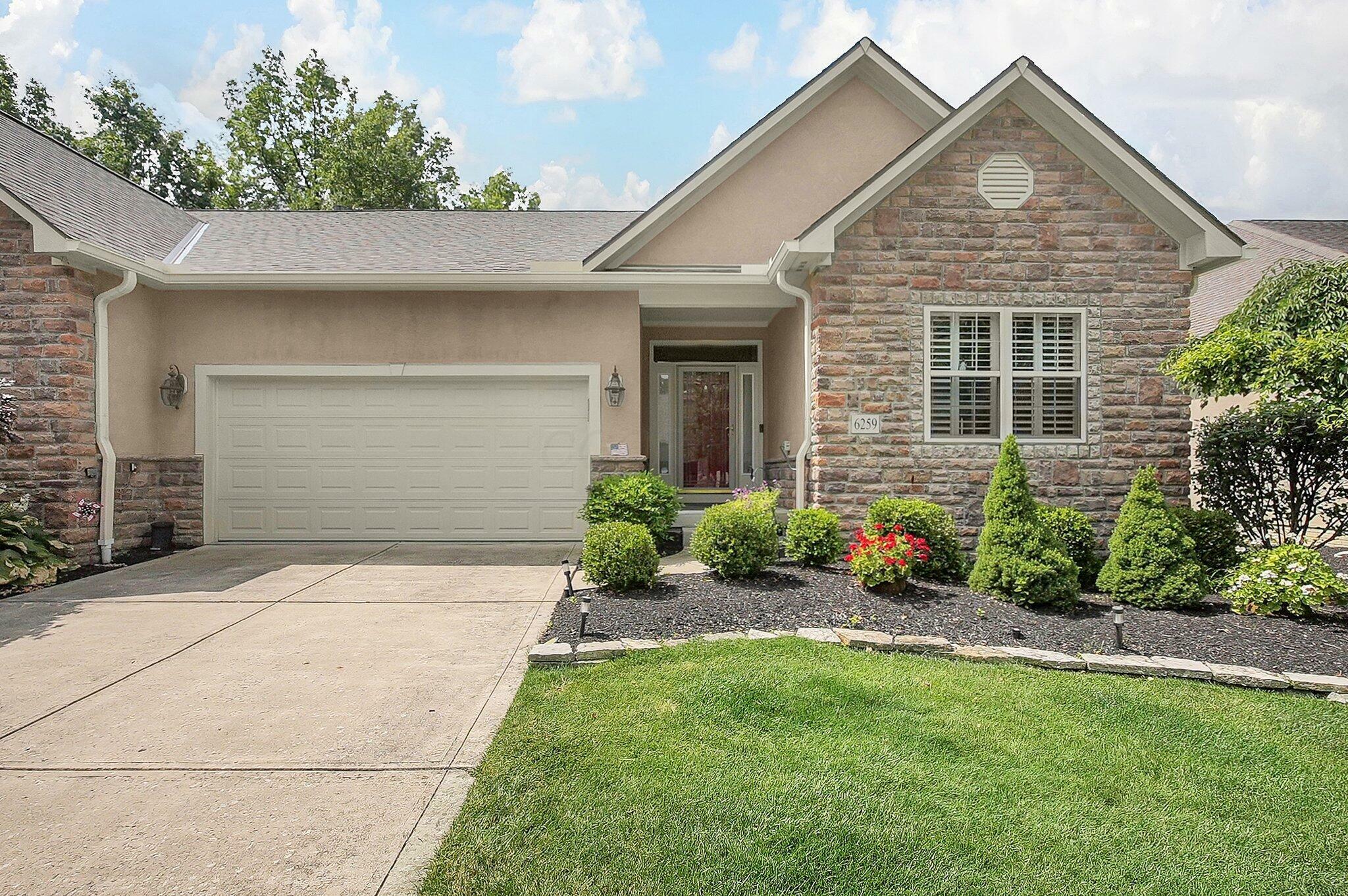 Property Photo:  6259 Marias Point Lane  OH 43213 