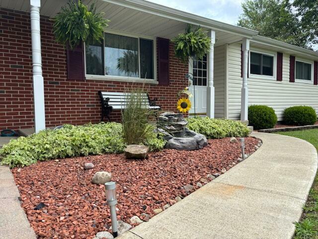 Property Photo:  5590 Mason SE Drive  OH 43130 