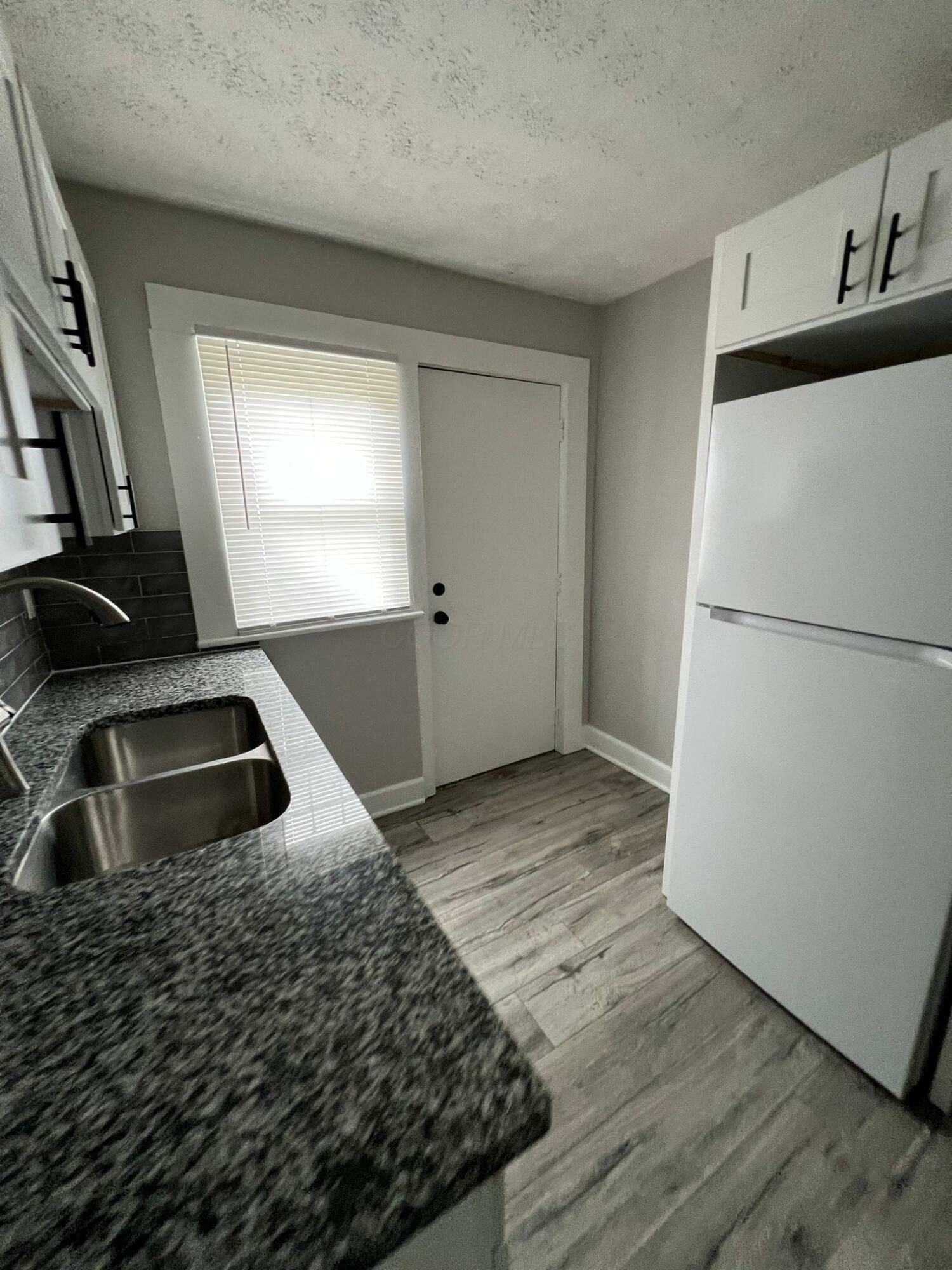 Property Photo: 1116-1122 Cole Street OH 43205